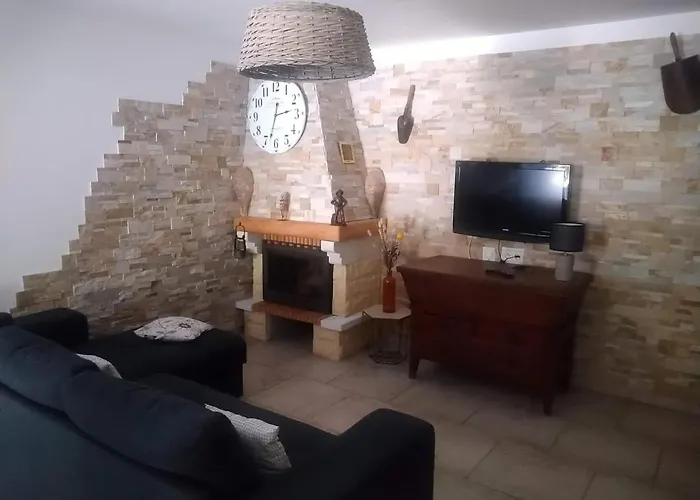 Bergerie En Pierres Avec Jacuzzi En Corse 6 Personnes, 3