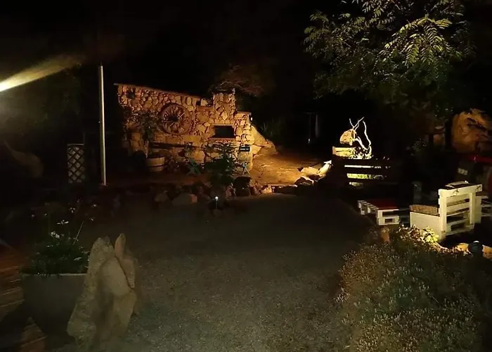 Hébergement de vacances Bergerie En Pierres Avec Jacuzzi En Corse 6 Personnes, 3 *